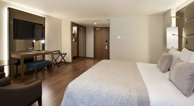 Двухместный номер Superior с видом на море Madeira TURIM Santa Maria Hotel