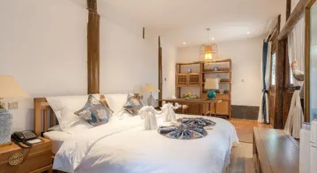 Люкс Deluxe Jiuzhou Inn