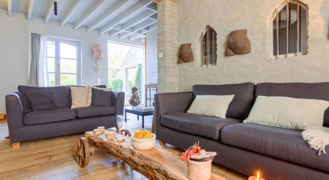 Amazing Home in Wijtschate With 3 Bedrooms and Wifi, Rezerwuj Hotel Hotele w Bruksela z parkingiem, Parking