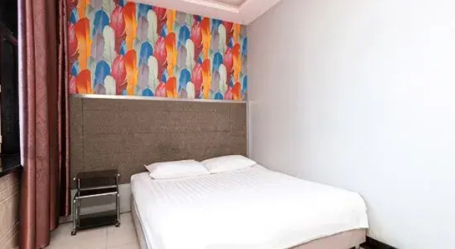 Люкс Holiday Yizhan Chain Hotel (Mudanjiang West No.4 Branch)