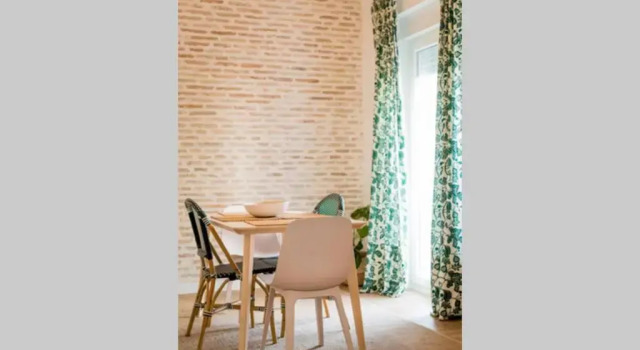 Fantastico apartamento recien renovado con piscina en la azotea, dos dormitorios y aparcamiento gratuito en la calle., Забронировать Апартаменты/квартира Севилья провинция Севилья, рядом с Площадь Испании