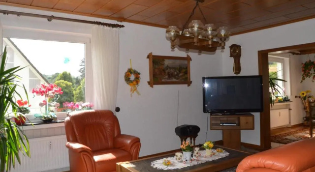 Ferienhaus Margaretha, Boek Hotel Hallschlag Vulkan Eifel
