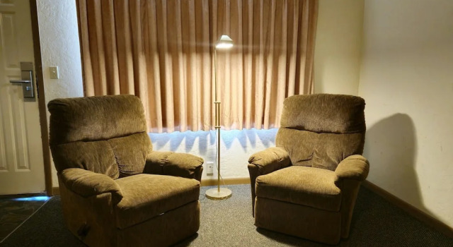Standard Vierer Familie Zimmer mit Balkon und mit Seeblick Gray Wolf Lodge