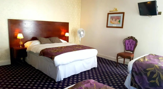 Номер Standard The Foley Arms Hotel Wetherspoon