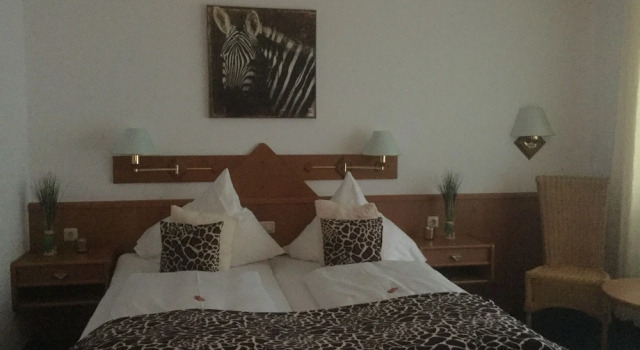 Hotel am Schlosspark Essen, Забронировать Отель Отели Эссен 3 звезды, 3*