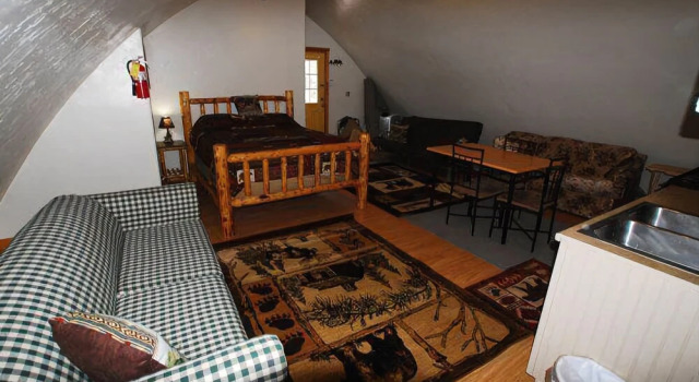 Sky Eco - Glacier General Store and Cabins, Buchen Sie Hotel Coram Montana