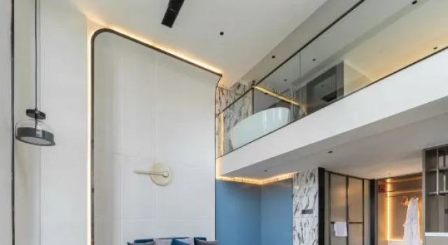 Люкс Luxury Yibin Ruibaiyi International Hotel (Yibin West Station Original Shop)