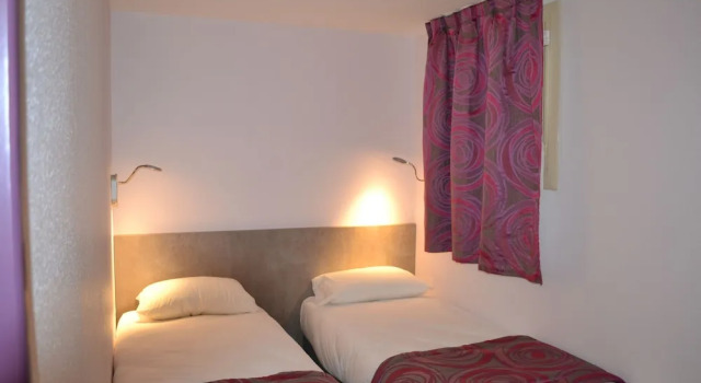 Семейный номер Standard Brit Hotel Les Evens