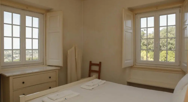 Lovable House in Historical Sintra, Забронировать Отель Отели Кашкайш 3 звезды, рядом с Музей «Маяк Санта-Марта», 3*