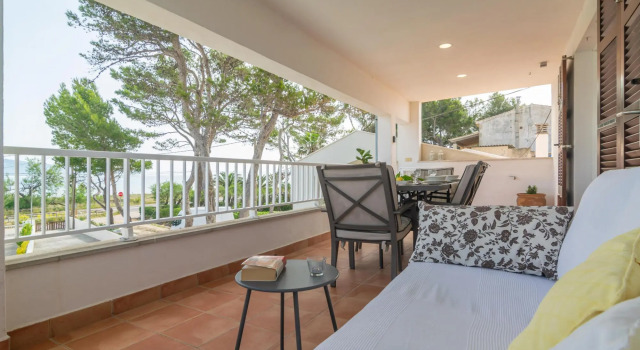 SA FORNERA - Wonderful apartment in first sea line and with free WiFi, Buchen Sie Ferienwohnung Alcúdia Mallorca