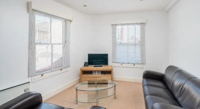 OYO Home 127 Lower Marsh, Забронировать Отель Лондон Большой Лондон, рядом с Роупел-стрит