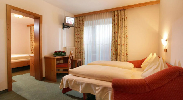 Gasthof Aschenwald, Rezervovat Penzión Hotely v Tyrolsko se snídaní, Snídaně