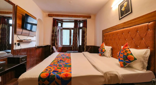 FabExpress Midtown, Забронировать Отель Отели Манали с завтраком, Завтраки