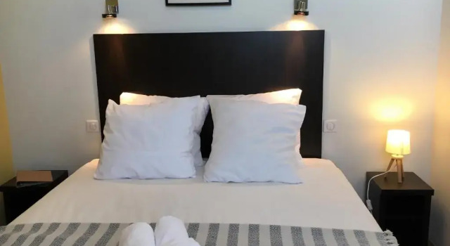 Номер Economy Les Bains Boyardville - Hôtel et Restaurant