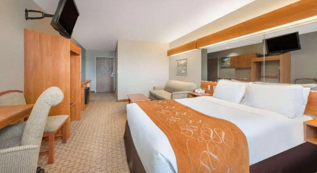 Номер Standard Microtel Inn & Suites