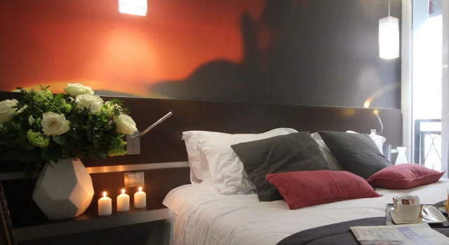 Номер Hôtel Lumières Montmartre Paris