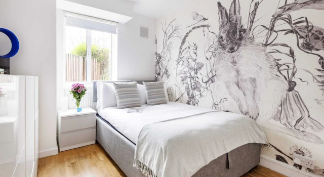 Bright and Spacious Philbeach Garden Apartment