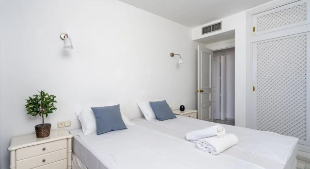 Stunning apartment in Puerto Marina