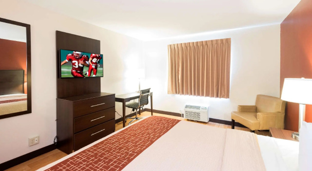 Двухместный номер Deluxe Red Roof Inn Columbus - Ohio State Fairgrounds