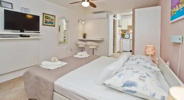 Студия Apartments Jure