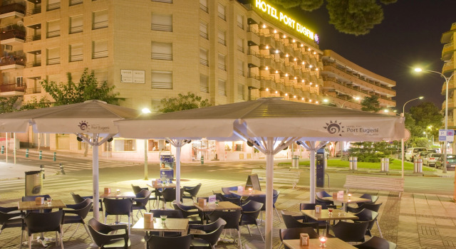 Трёхместный номер Standard Apartamentos Port Eugeni