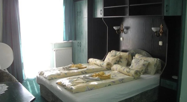 Hegyi Villa, Забронировать Отель Хевиз Зала