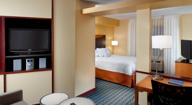 Люкс Fairfield Inn & Suites Clarksville