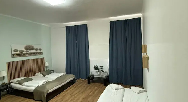 Stylish 2BR Apartment Westbahnhof Area, Prenota Appartamento Vienna Austria