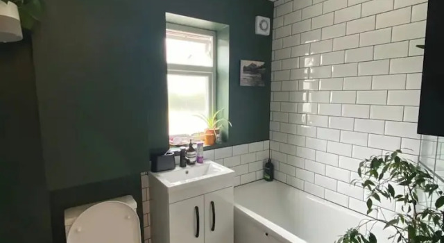 Коттедж с балконом Spacious & Central 2BD House - Brighton