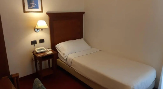 Одноместный номер Hotel HR