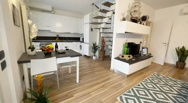 Апартаменты Chic Apt Near Piazza Duomo, Milan