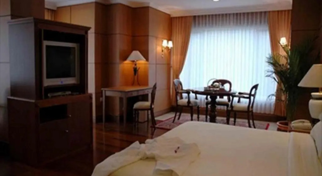 Suite Deluxe Royal Senyiur Hotel