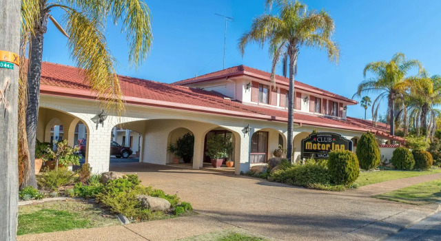 Narrandera Club Motor Inn, Buchen Sie Gasthaus Narrandera Riverina