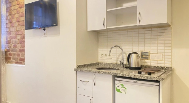 Centrally Located Studio Apartment in Beyoglu