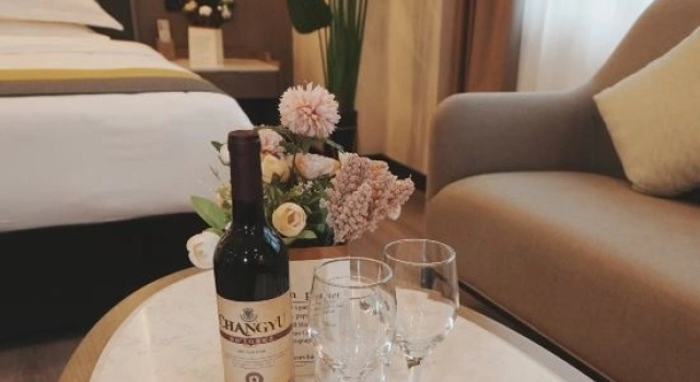 Люкс Deluxe Qiu Hotel (Chongqing Tongliang Branch)