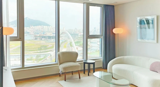 Номер Deluxe Brown Suites Busan Station