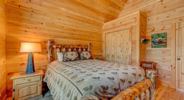 Alpine Ridge by Escape to Blue Ridge, Забронировать Отель Блу-Ридж Джорджия, рядом с Железная дорога Блу-Ридж