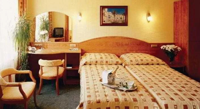 Normafa Hotel, Réserver Hôtel Hôtels à Budapest avec piscine, Piscine