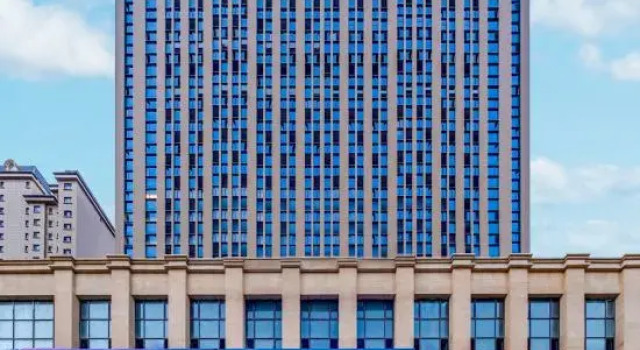 Homeinn Selected Hotel (Urumqi Convention Wuyue Plaza), Prenota Hotel Urumqi Xinjiang
