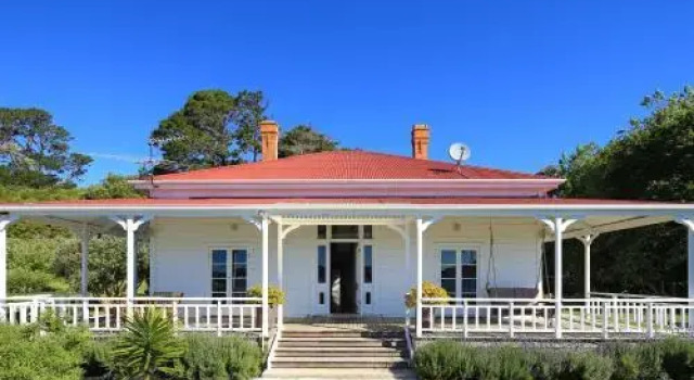 Oakura Bay Villa, Rezerwuj Willa Hotele w Auckland Region z parkingiem, Parking