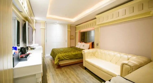 Kang Neung Dong-a Hotel, Boek Hotel Hotels in Gangwon-Do met parkeren, Parkeren
