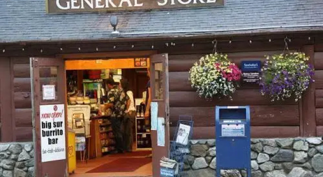 Big Sur River Inn, Забронировать Отель Отели Биг-Сюр с парковкой, Парковка