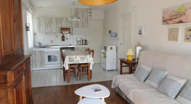Semi-detached House, Jullouville, Забронировать Отель Жуллувиль-ле-Пен 