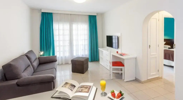 Апартаменты c 1 комнатой с балконом Apartamentos Los Dragos del Norte