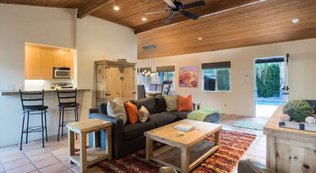 Warm Sands Oasis Permit# 2549, Забронировать Дом для отпуска Палм-Спрингс Coachella Valley, рядом с Camelot Park Family Center