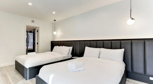 Номер Premier CLUBHAUS Hotel