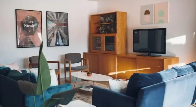 Lakeview Mid Century Luxury Cottage Citq 311414, Book Feriehus Villaer i Sainte-Adele, Villa
