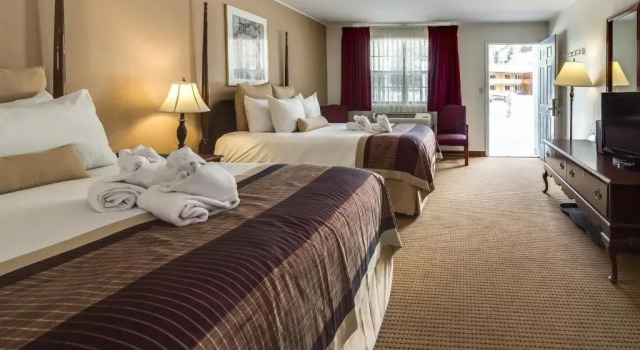 Люкс с 2 комнатами Twin Peaks Lodge & Hot Springs