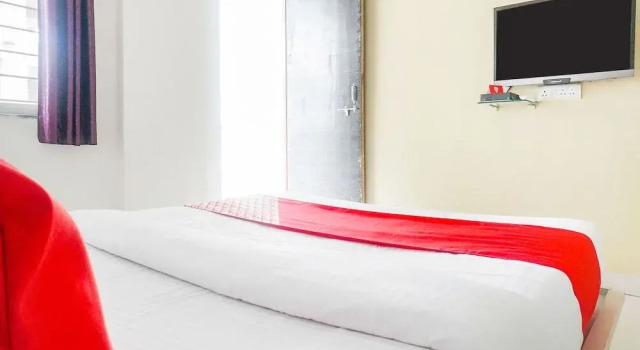 OYO 14747 Hotel Prathik, Забронировать Отель Отели штата Махараштры с завтраком, Завтраки