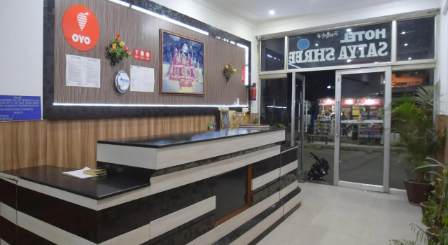 Itsy Hotels Satya Shree, Забронировать Отель Отели Катра с парковкой, Парковка